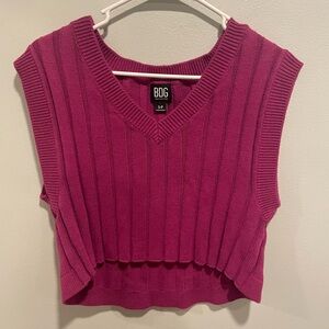 BDG Women’s Size Small Cropped Pink Purple Sweater Vest V-Neck